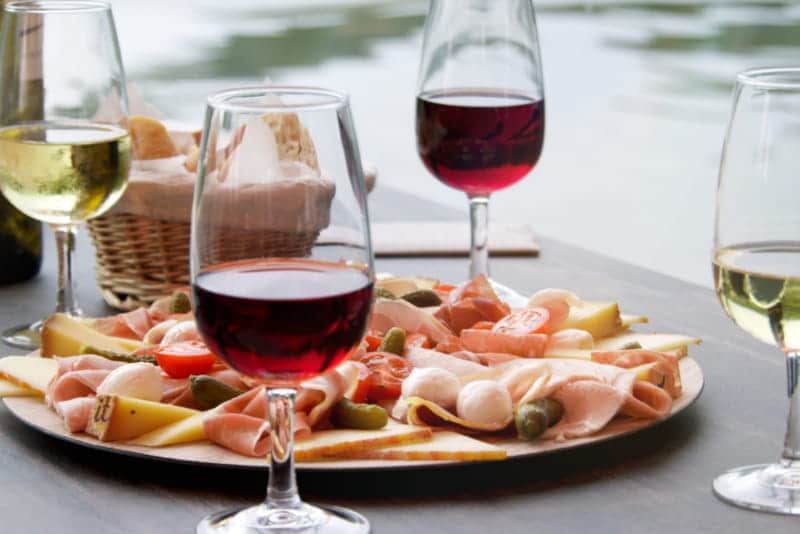 apero boat aix les bains